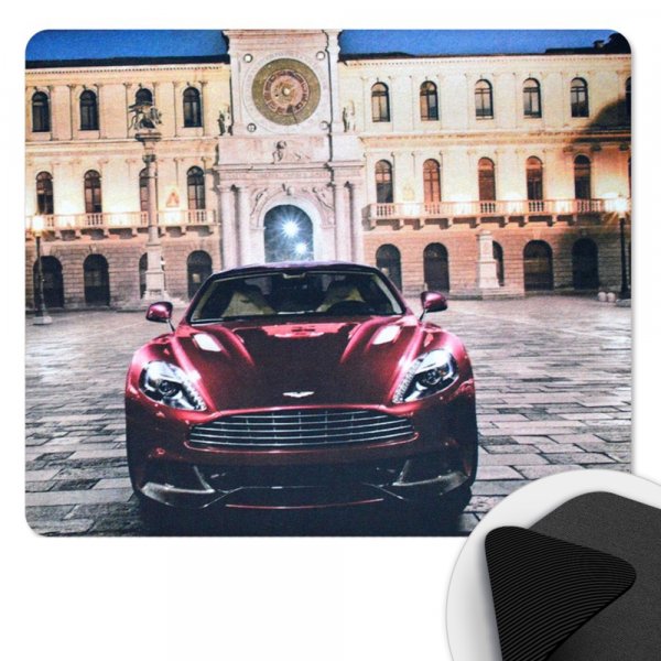Коврик для мыши Красный ASTON MARTIN на площади (20*24 см)